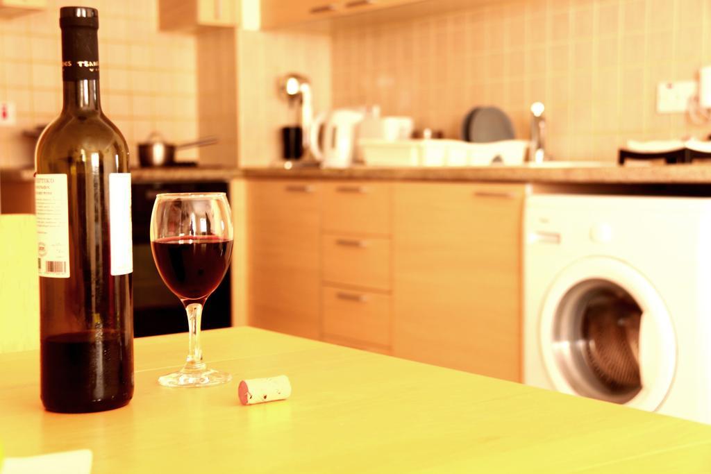 Photothea Apartments بروتاراس المظهر الخارجي الصورة