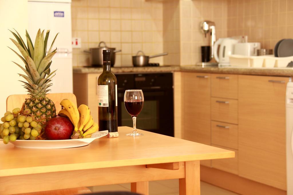 Photothea Apartments بروتاراس المظهر الخارجي الصورة